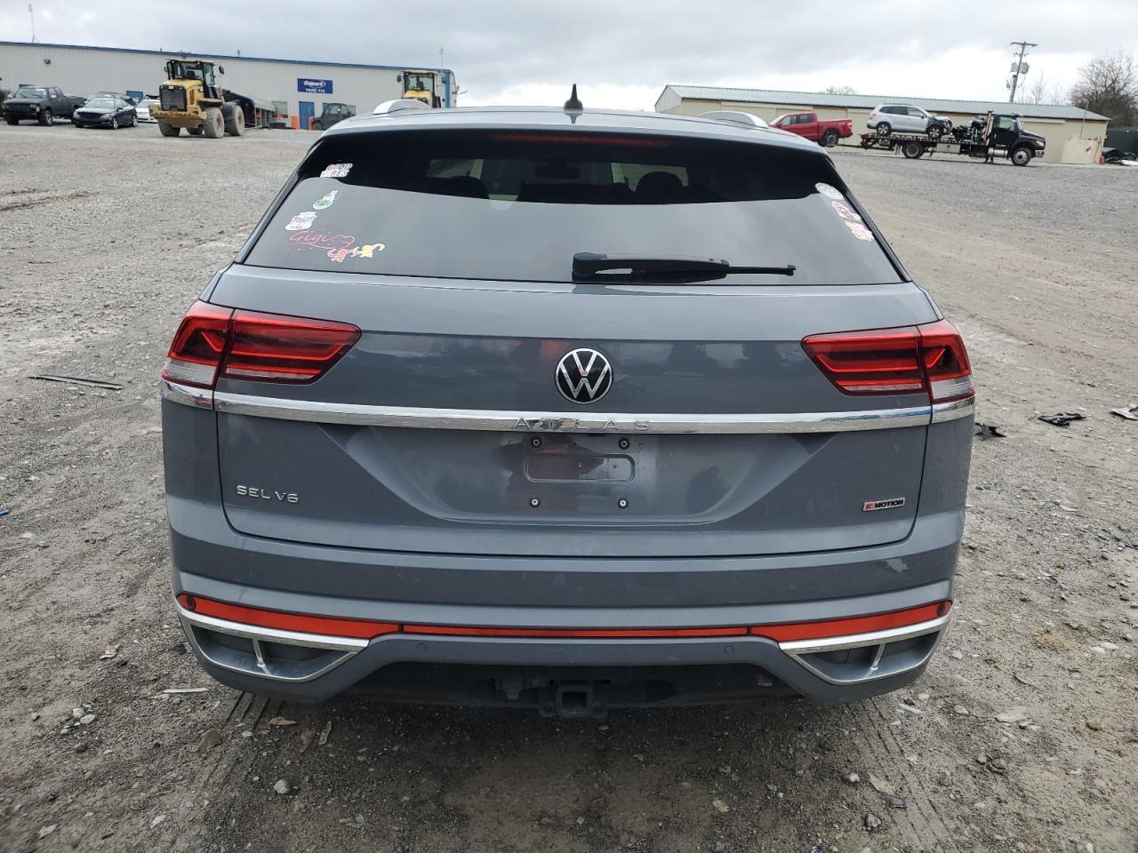 2022 VOLKSWAGEN ATLAS CROS - Фото 6