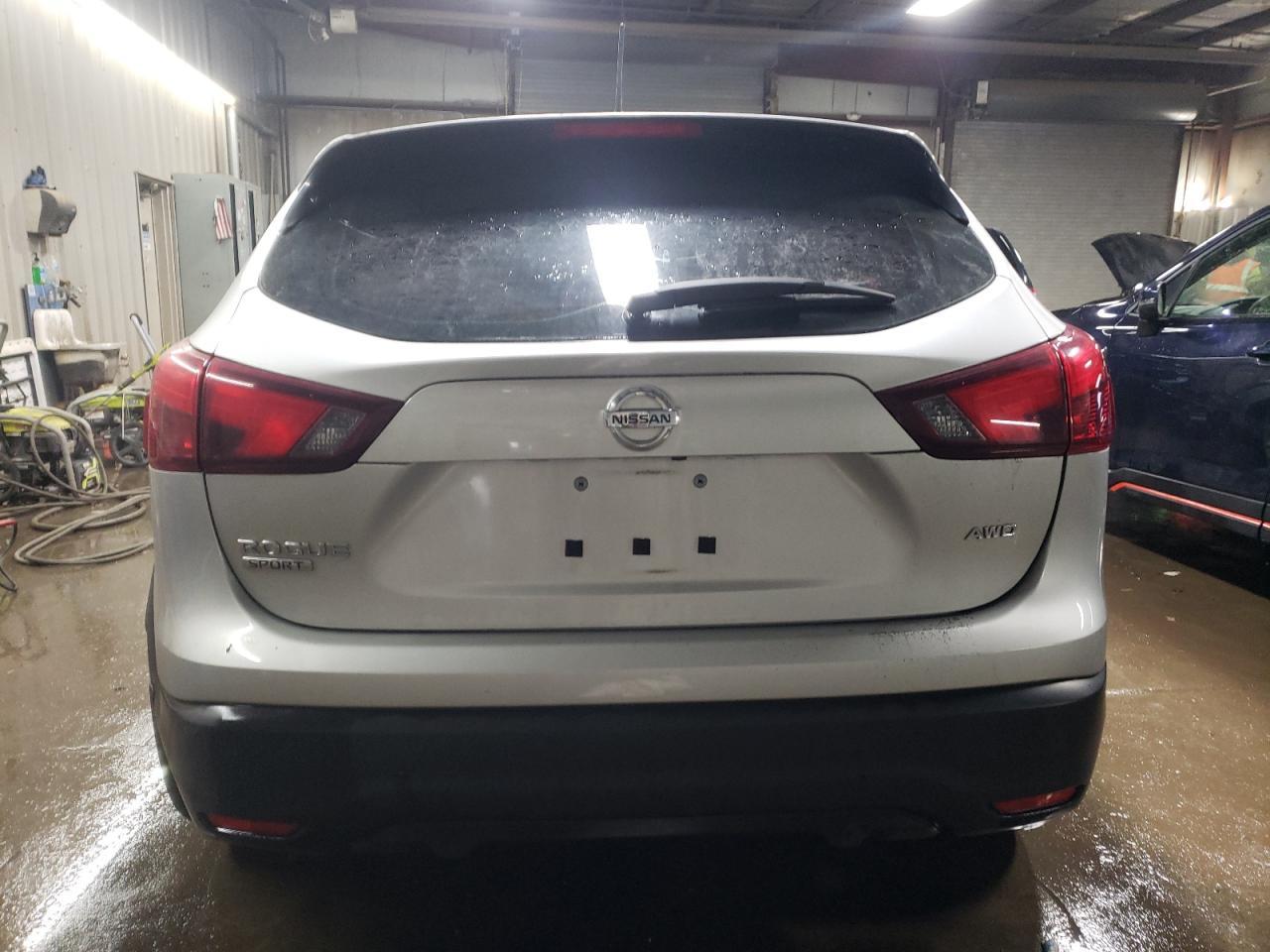 2018 NISSAN ROGUE SPT - Фото 6
