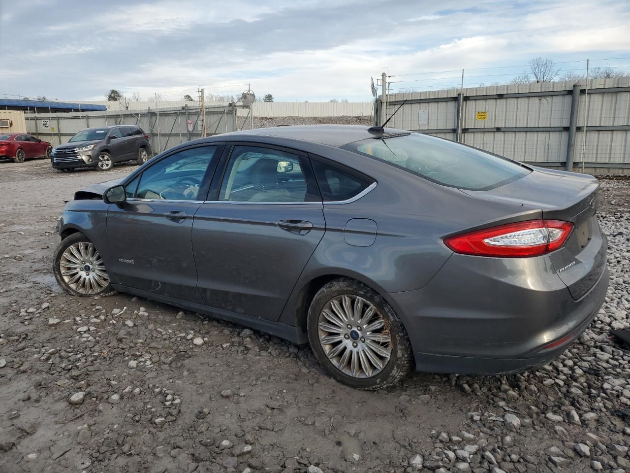 2014 FORD FUSION S H - Image 2