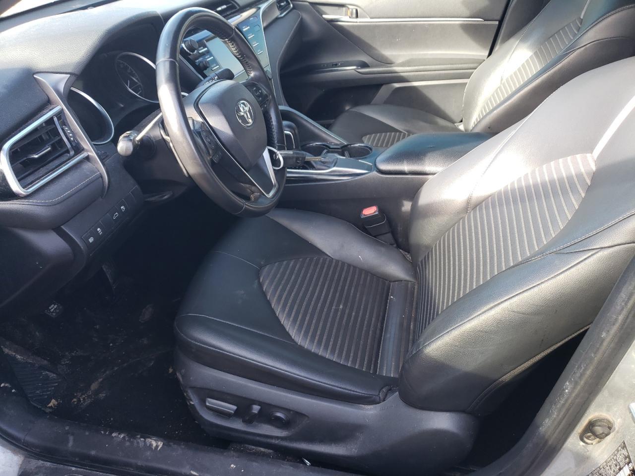 2018 TOYOTA CAMRY L - Фото 7
