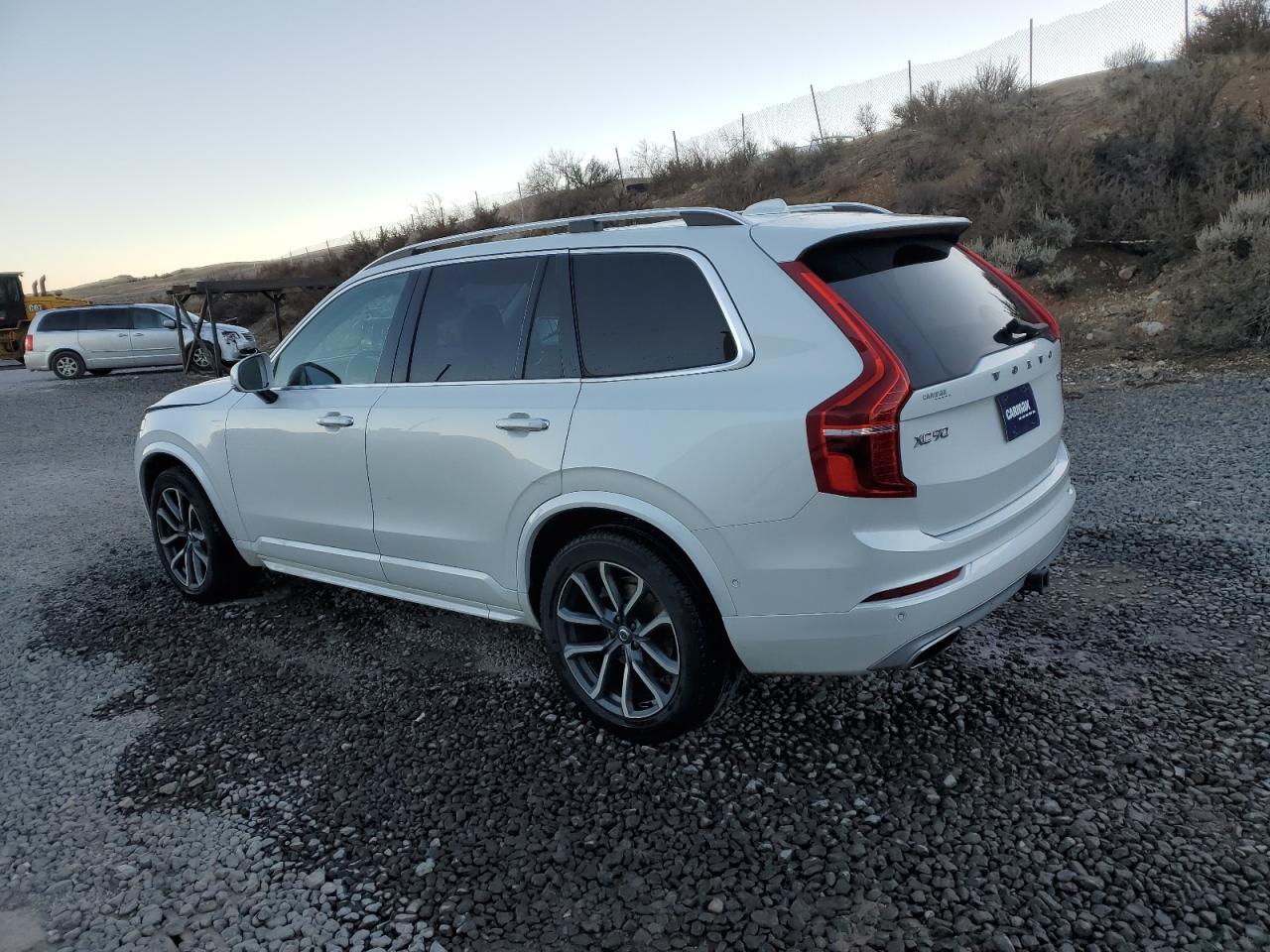 2016 VOLVO XC90 T6 - Image 2