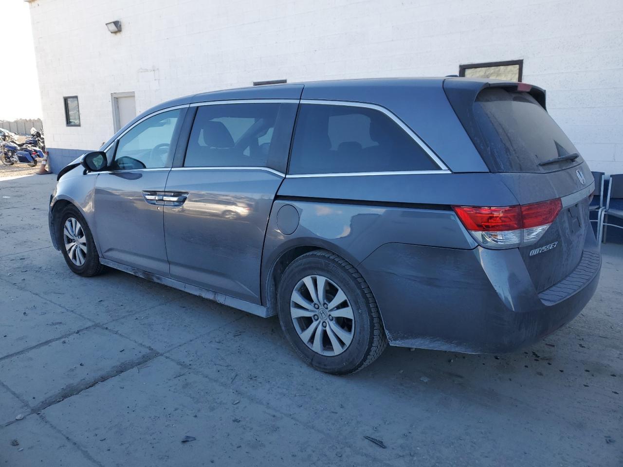 2016 HONDA ODYSSEY EX - Фото 2