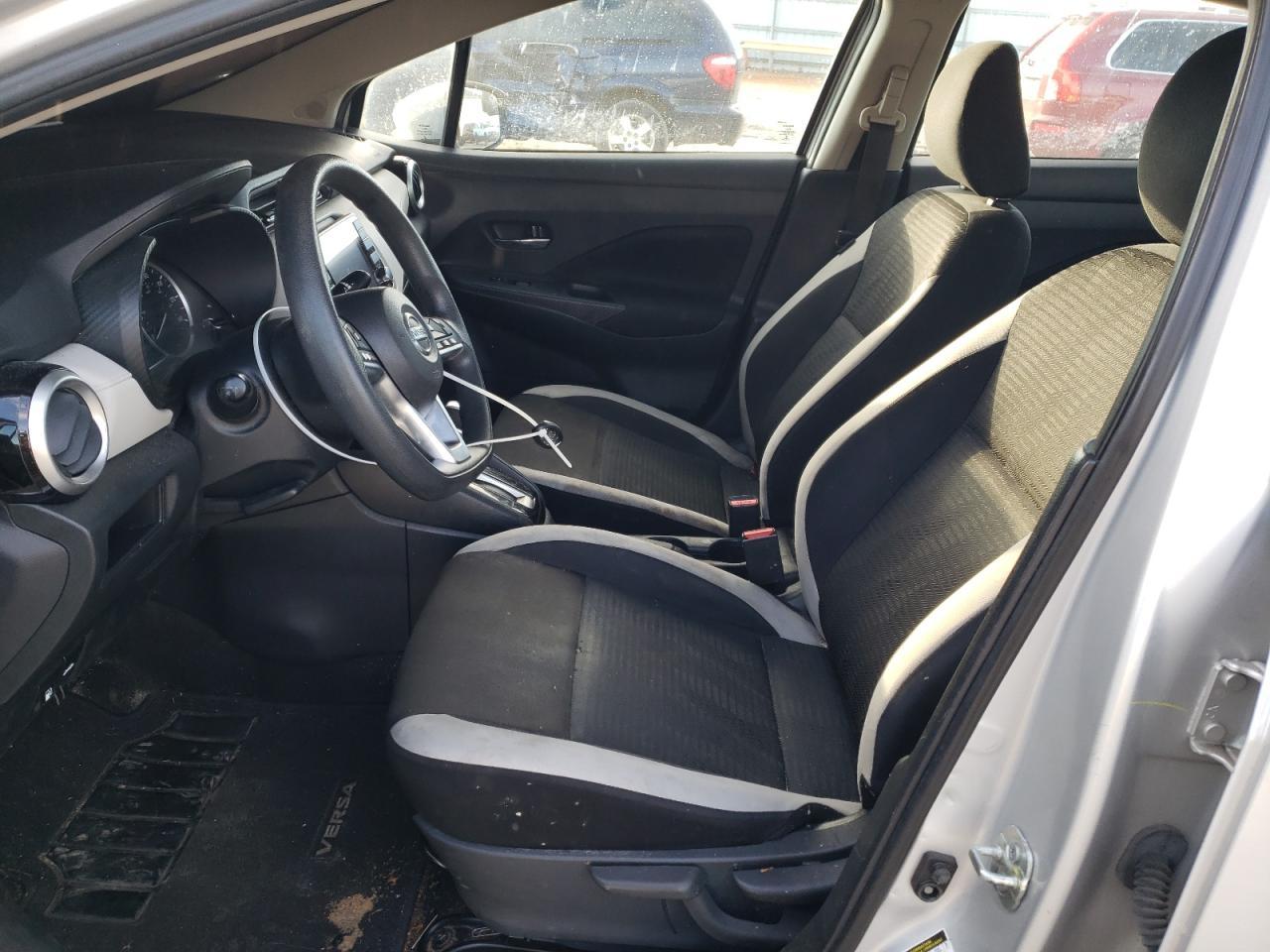 2021 NISSAN VERSA SV - Фото 7