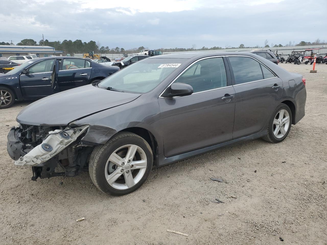2014 TOYOTA CAMRY L