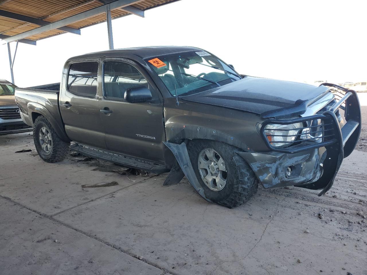 2013 TOYOTA TACOMA DOU - Image 4