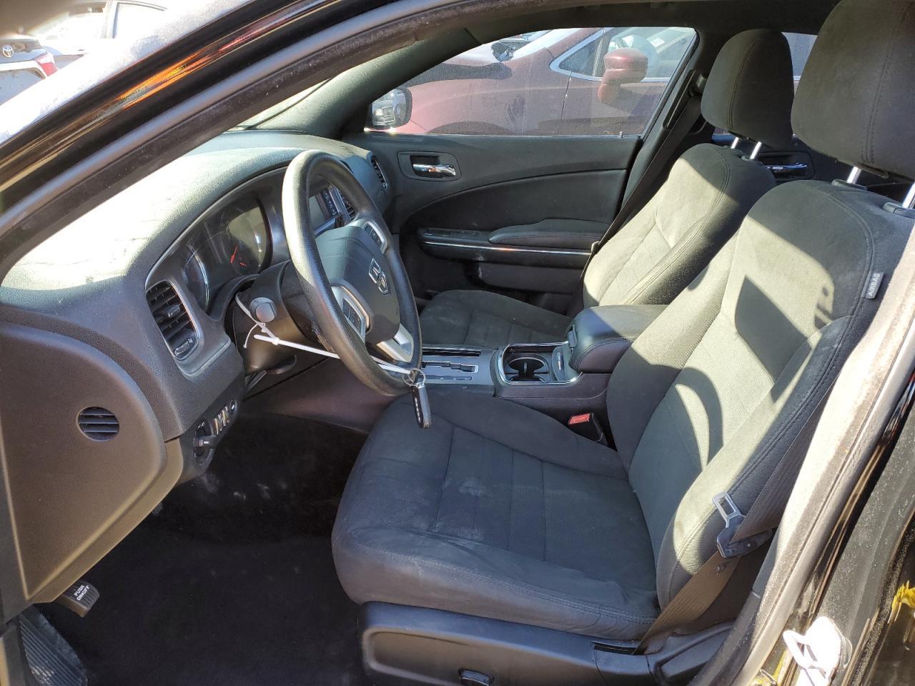 2014 DODGE CHARGER SE - Image 7