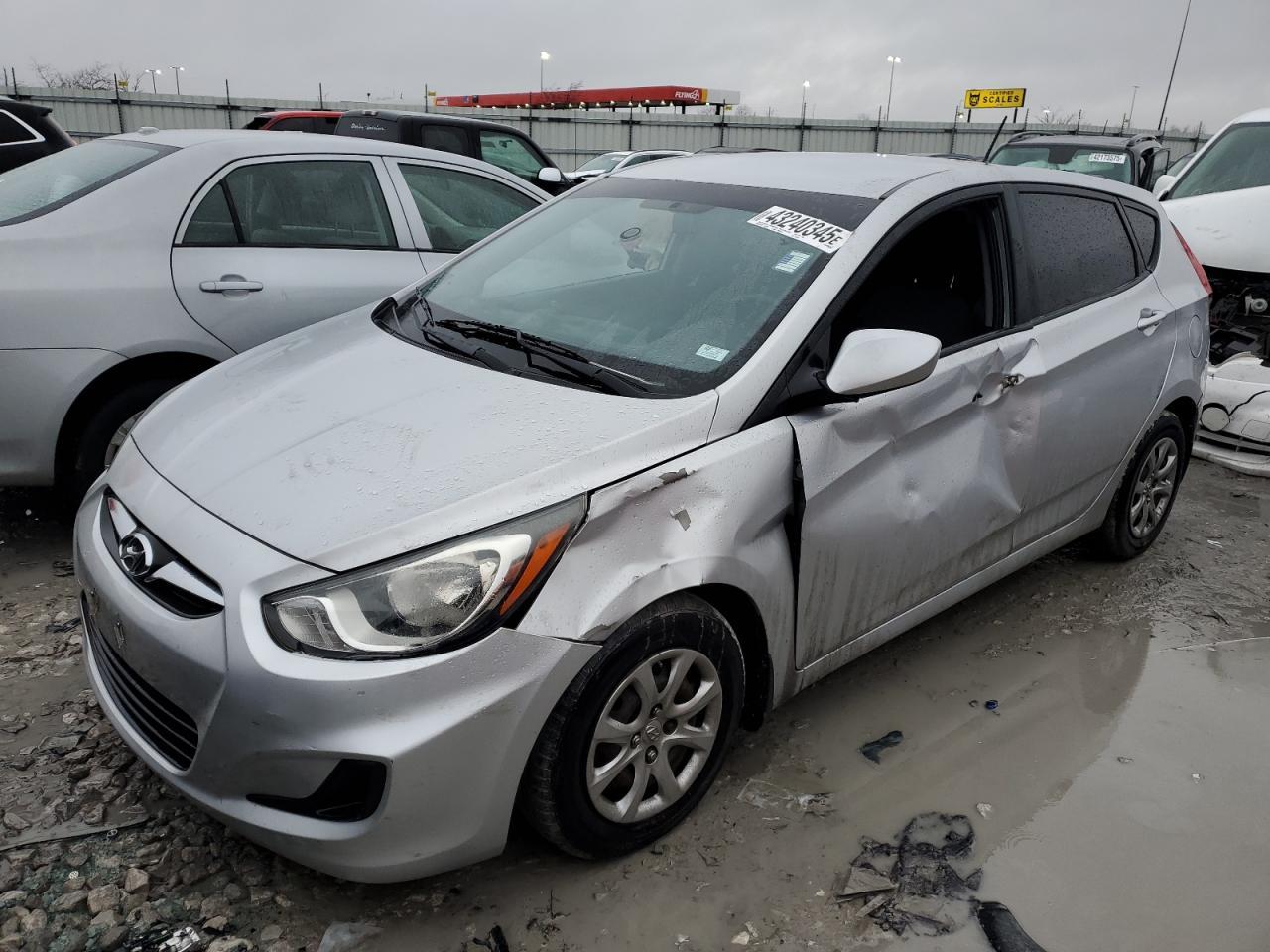 2014 HYUNDAI ACCENT GLS