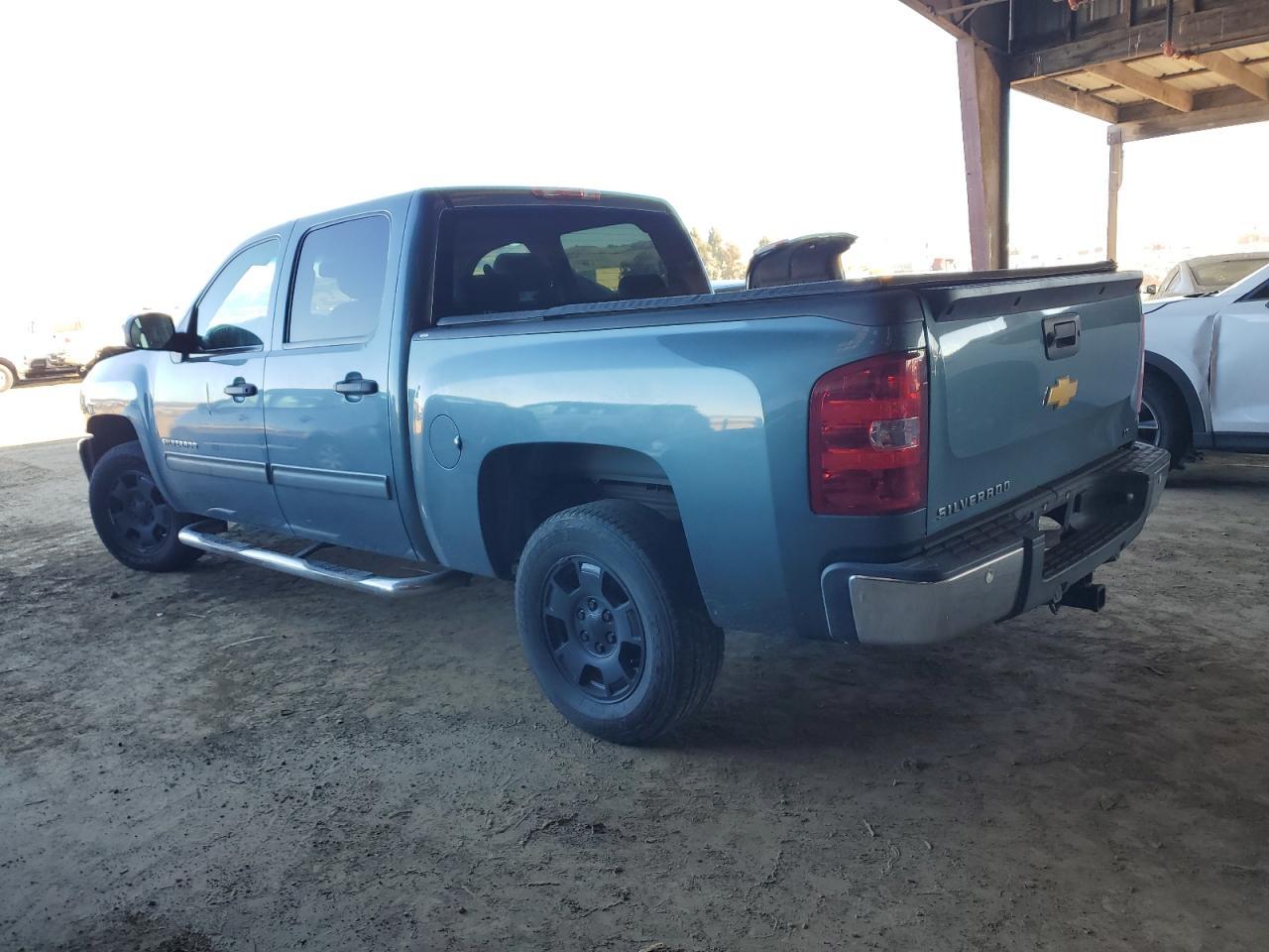 2013 CHEVROLET SILVERADO - Фото 2
