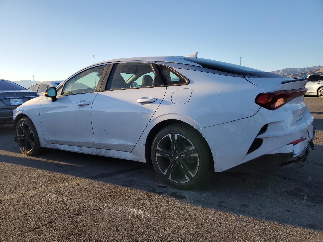 2023 KIA K5 GT LINE - Фото 2