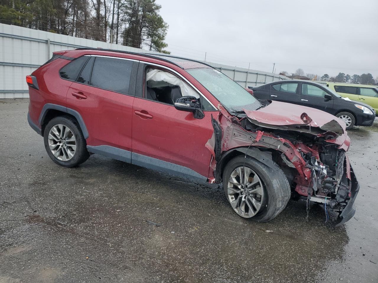 2019 TOYOTA RAV4 XLE P - Image 4