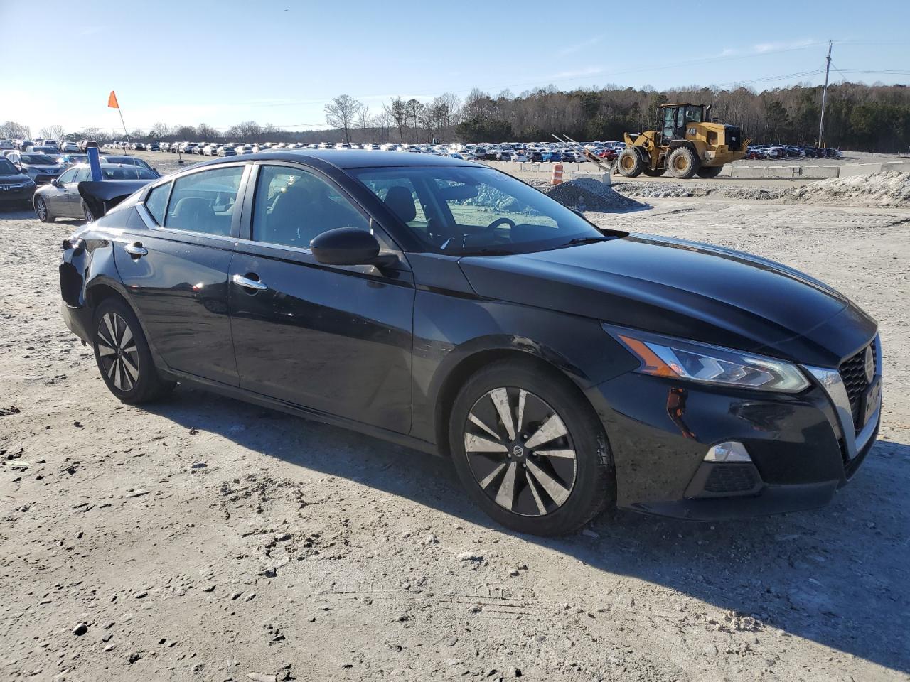 2022 NISSAN ALTIMA SV - Image 4