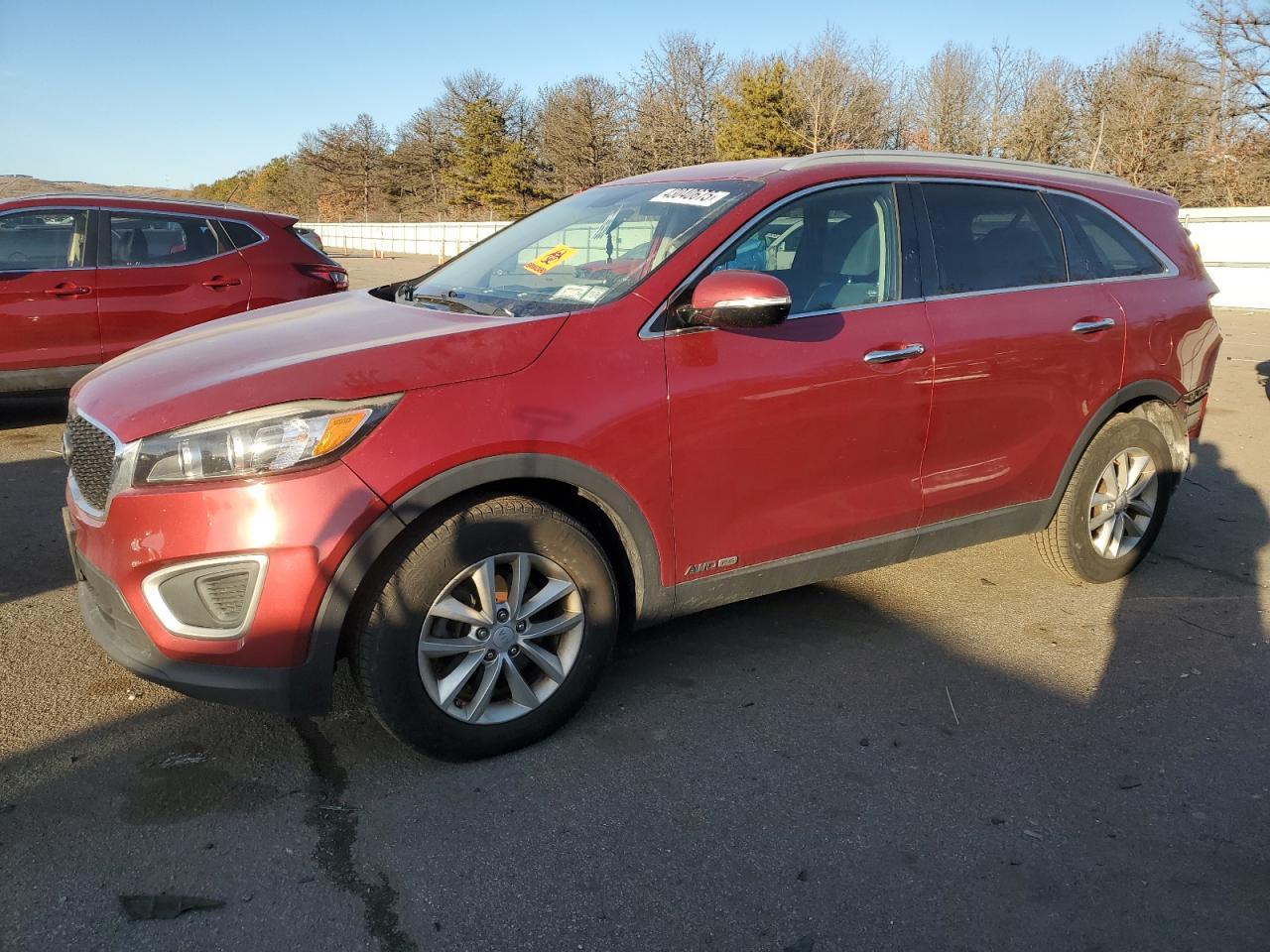2017 KIA SORENTO LX