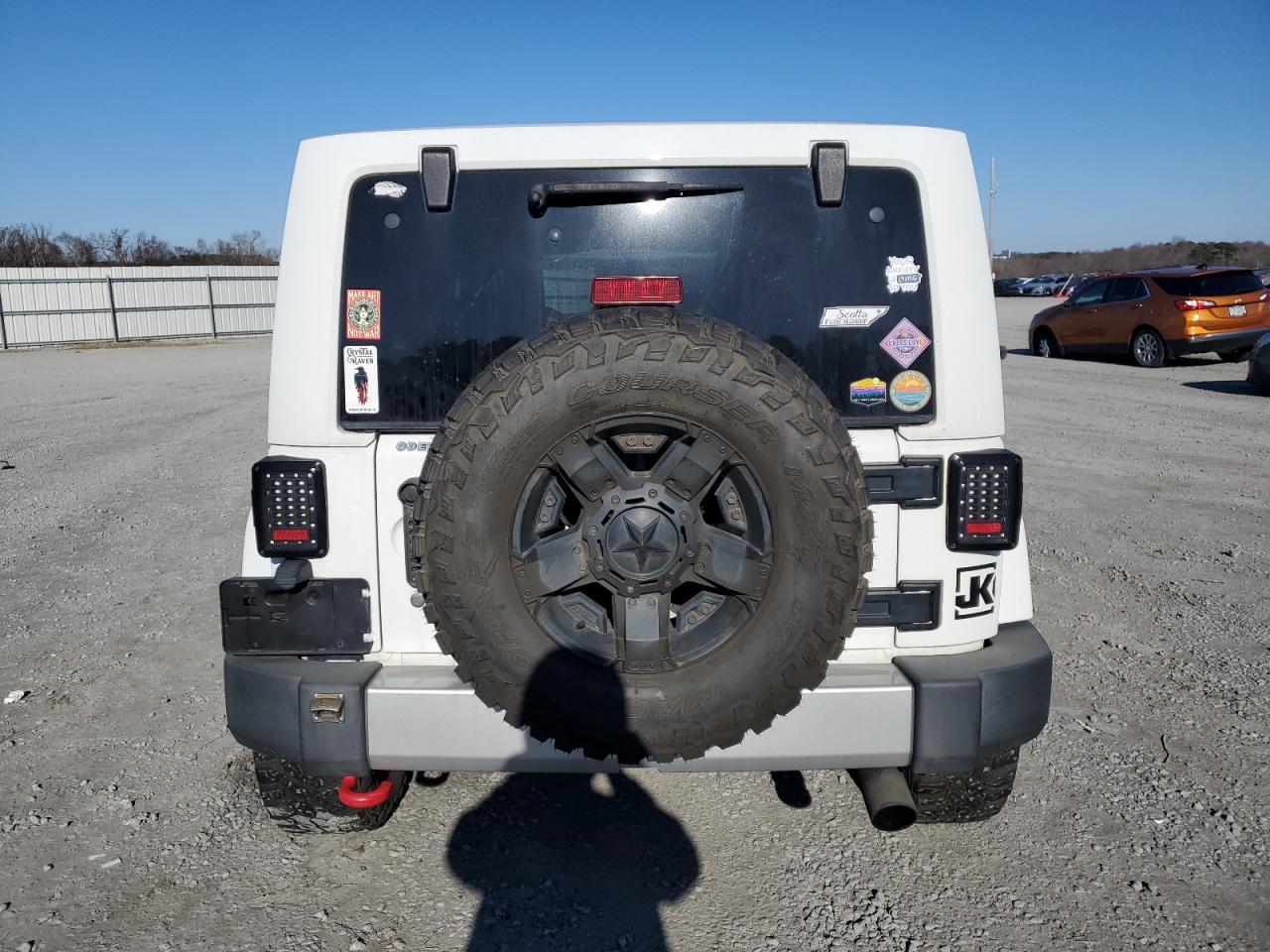 2015 JEEP WRANGLER U - Image 6