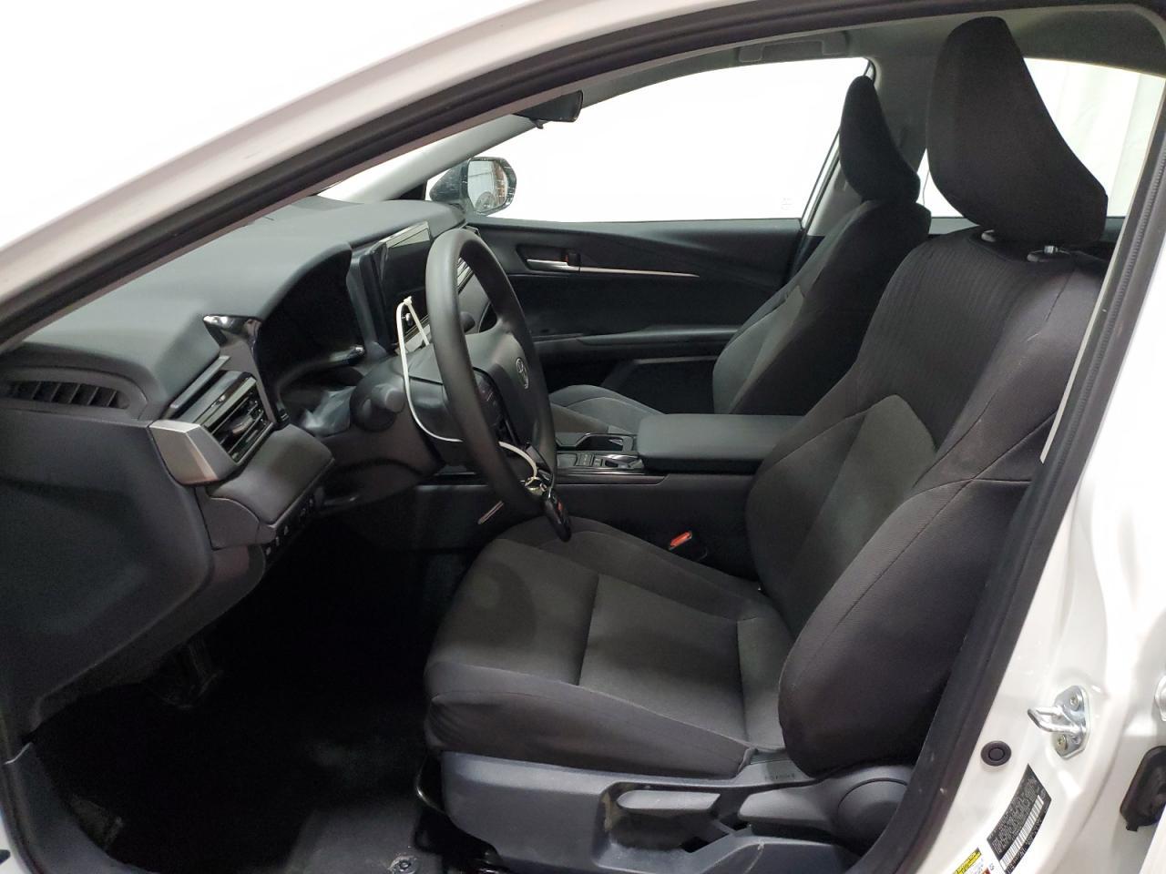 2025 TOYOTA CAMRY XSE - Image 7