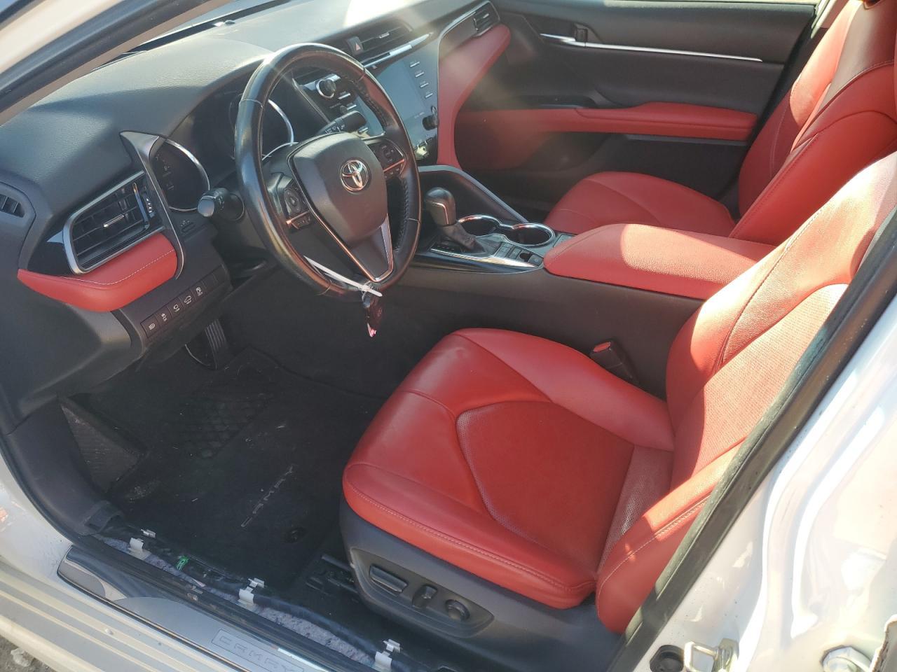 2019 TOYOTA CAMRY XSE - Фото 7