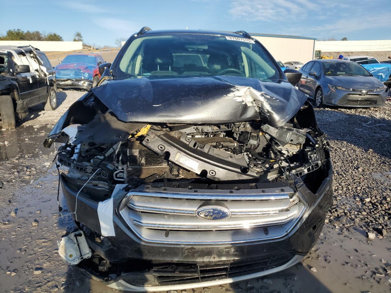2017 FORD ESCAPE SE - Image 5
