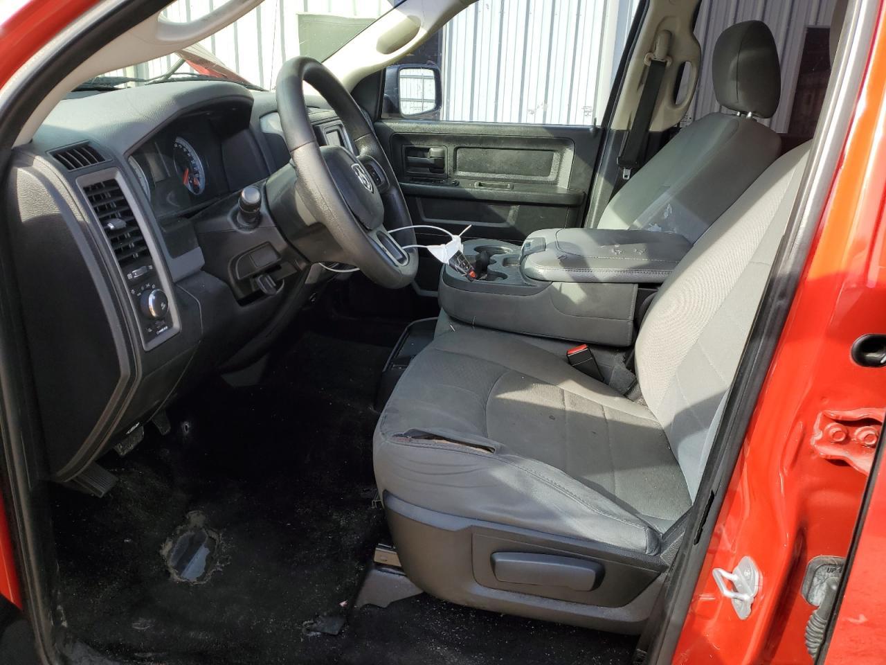 2014 RAM 1500 ST - Image 7
