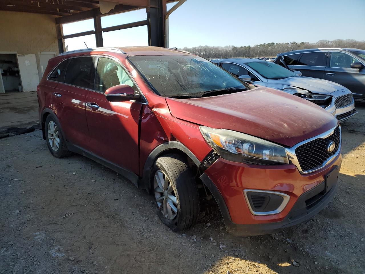 2017 KIA SORENTO LX - Фото 4