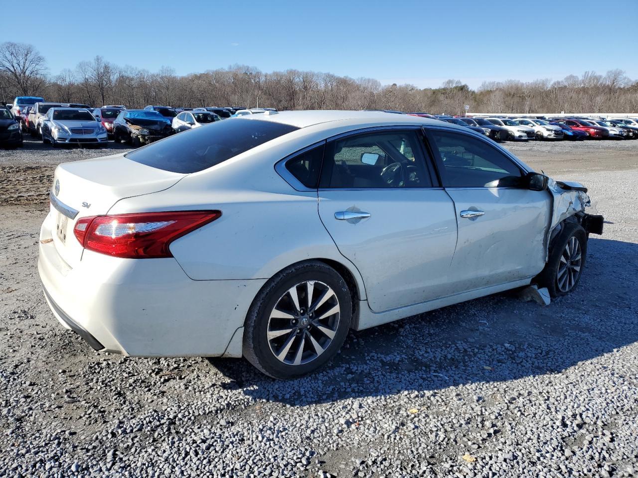 2016 NISSAN ALTIMA 2.5 - Фото 3