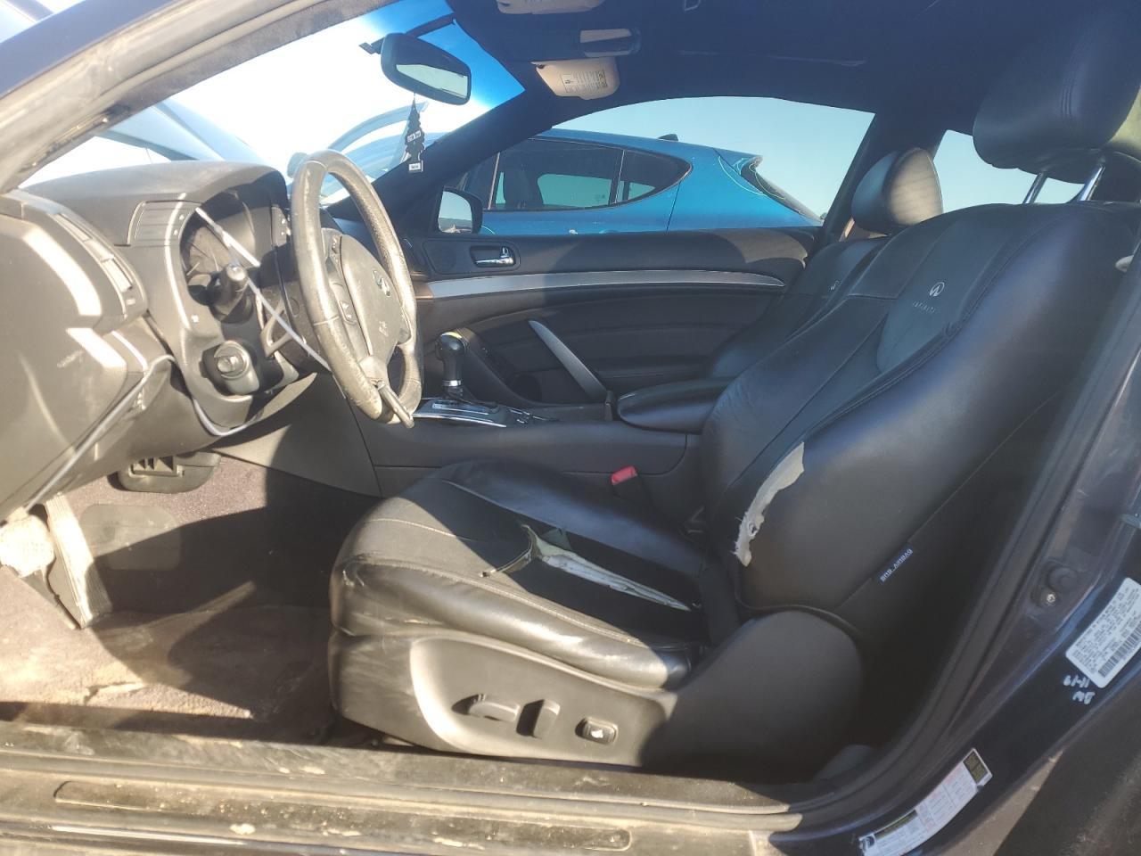2011 INFINITI G37 - Фото 7