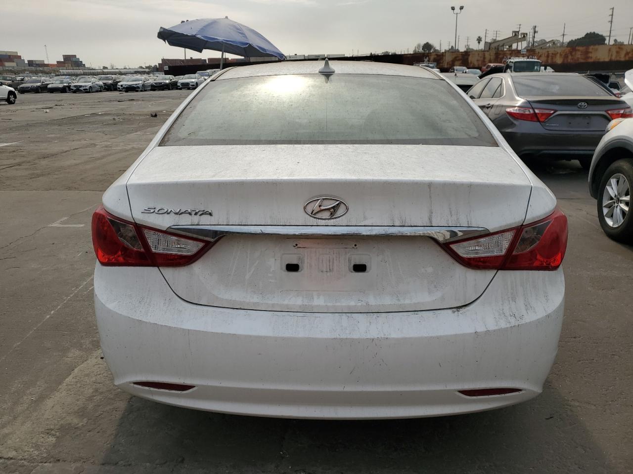 2013 HYUNDAI SONATA GLS - Image 6