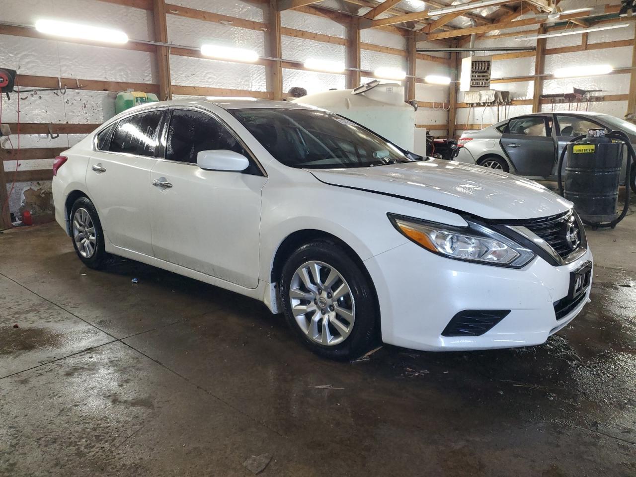 2017 NISSAN ALTIMA 2.5 - Фото 4