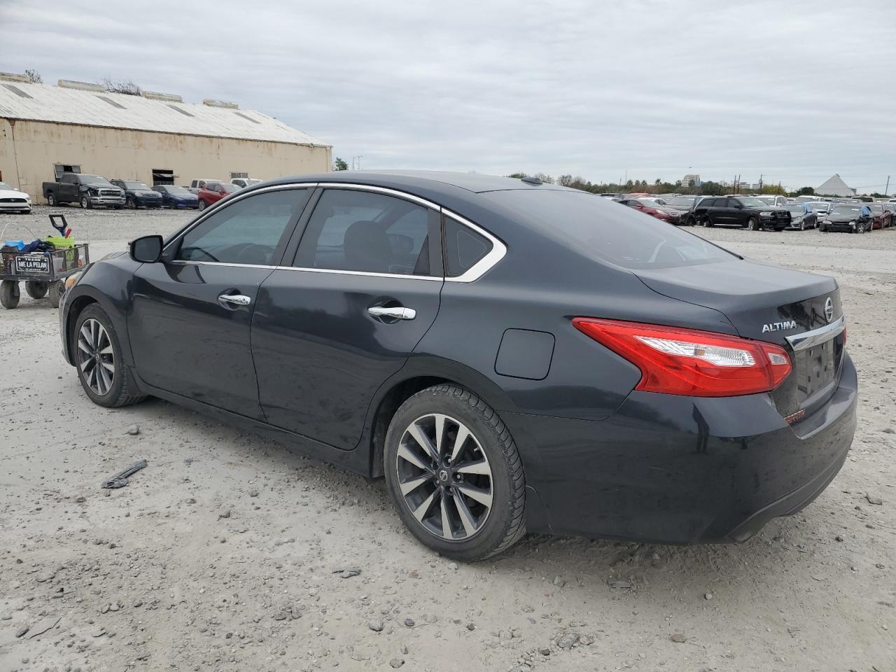 2017 NISSAN ALTIMA 2.5 - Image 2