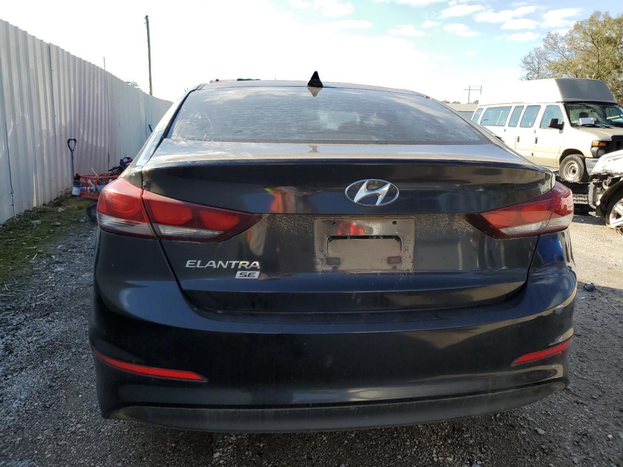 2017 HYUNDAI ELANTRA SE - Фото 6