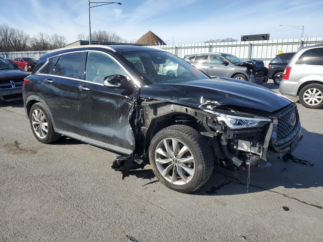 2019 INFINITI QX50 ESSEN - Image 4