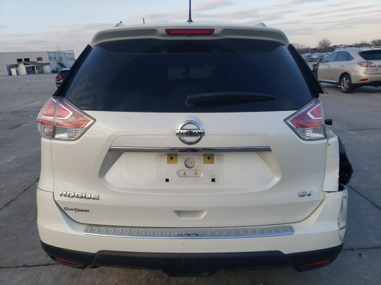2016 NISSAN ROGUE S - Фото 6