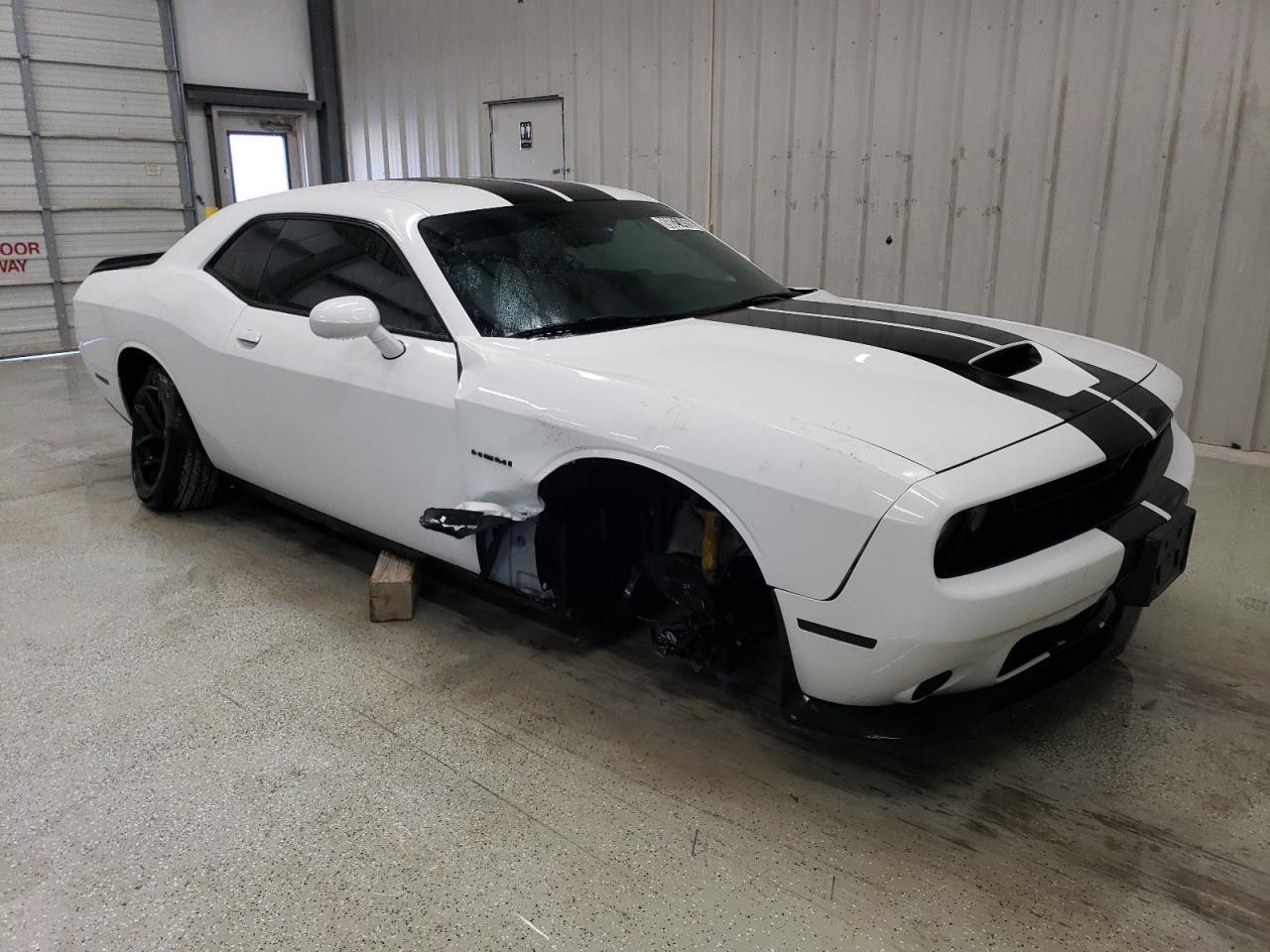 2020 DODGE CHALLENGER - Фото 4