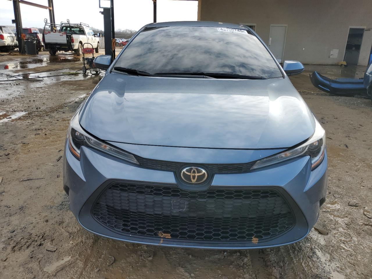 2021 TOYOTA COROLLA LE - Фото 5