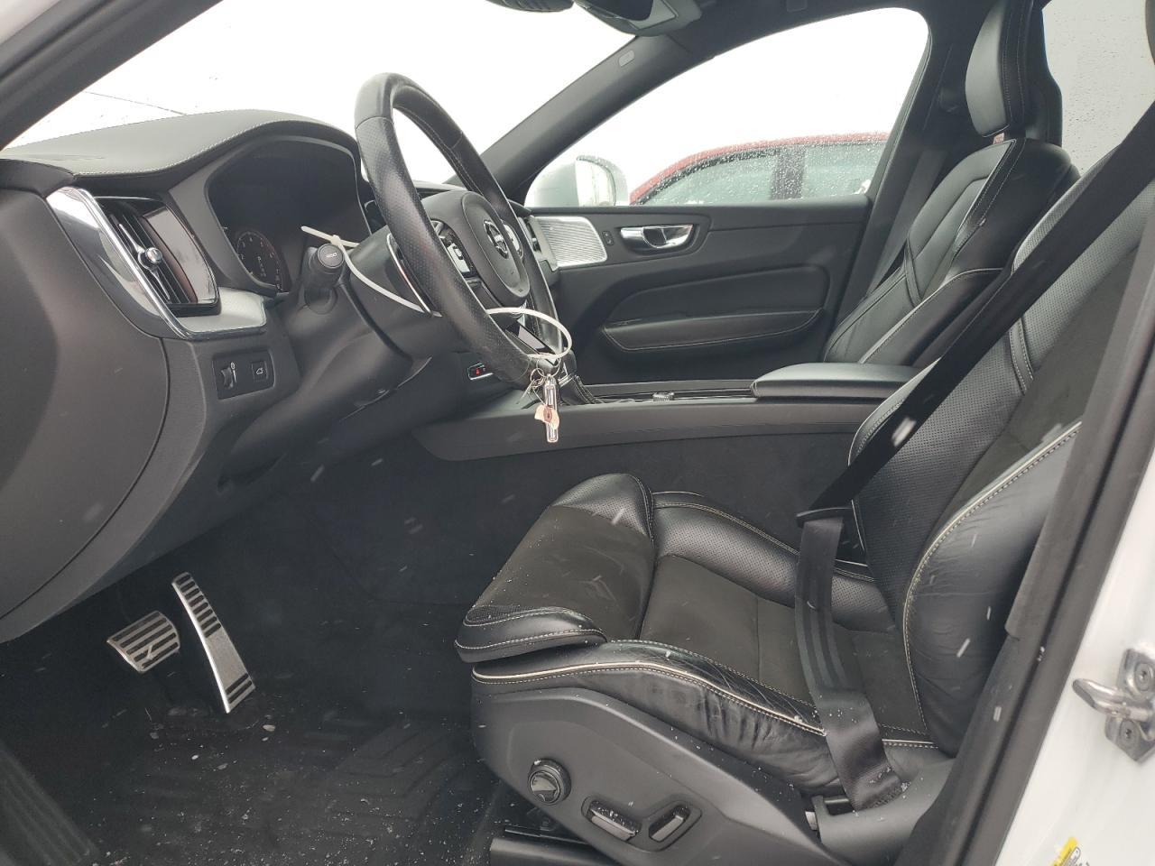 2018 VOLVO XC60 T6 R- - Image 7