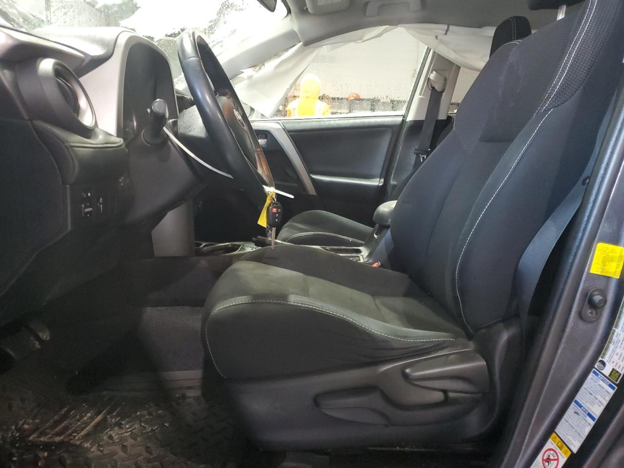 2016 TOYOTA RAV4 XLE - Фото 7