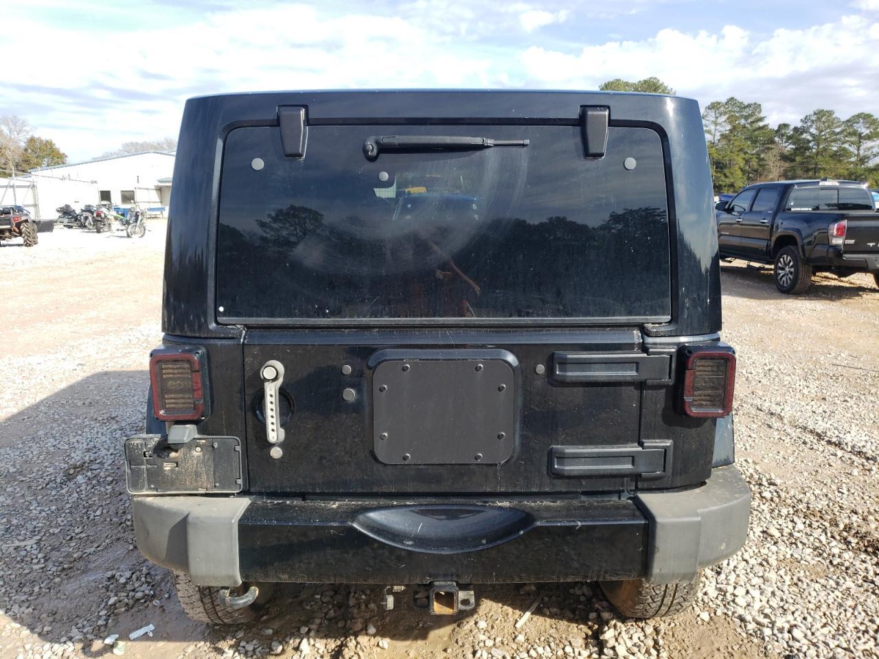 2012 JEEP WRANGLER U - Image 6