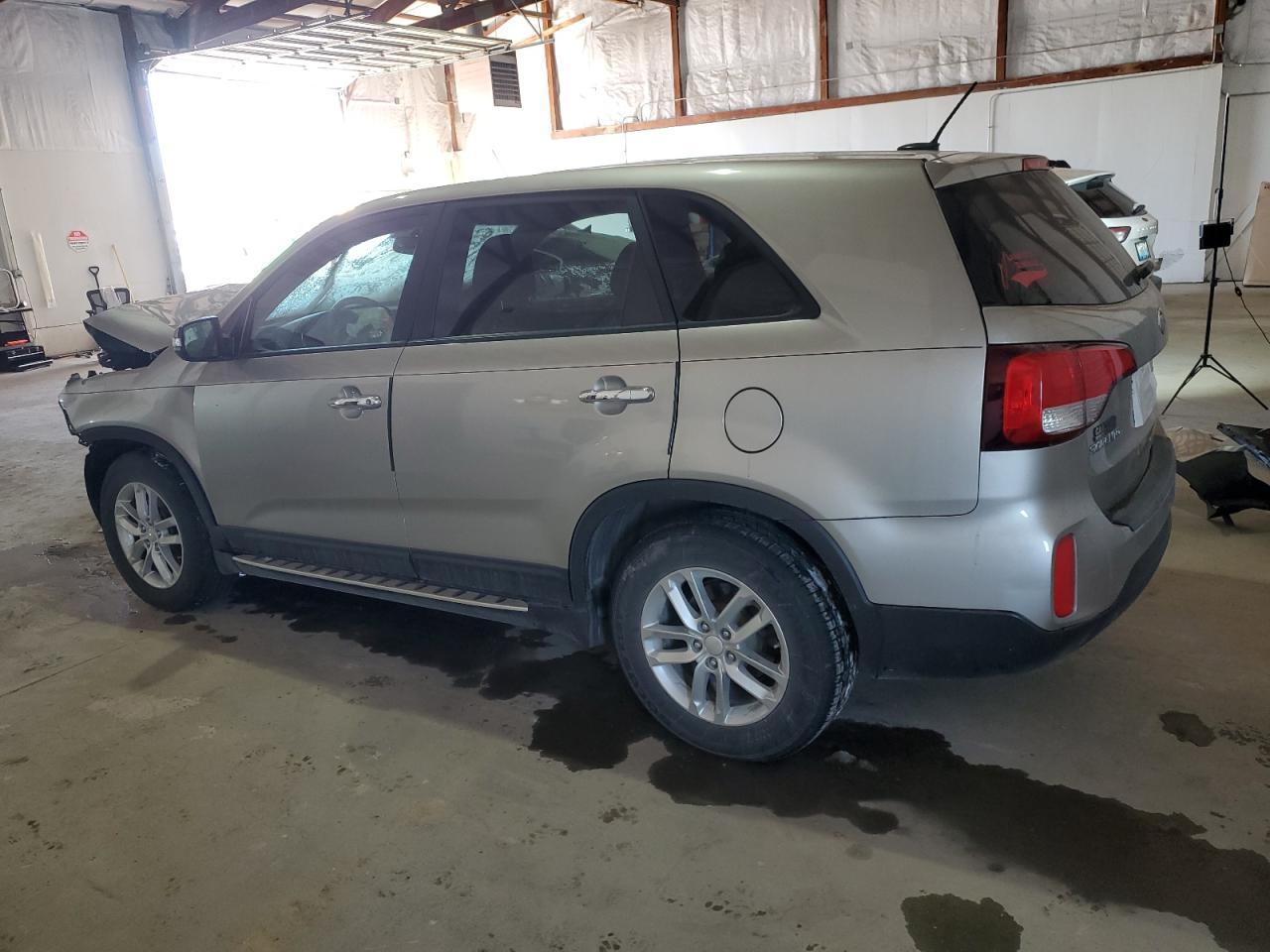 2014 KIA SORENTO LX - Фото 2
