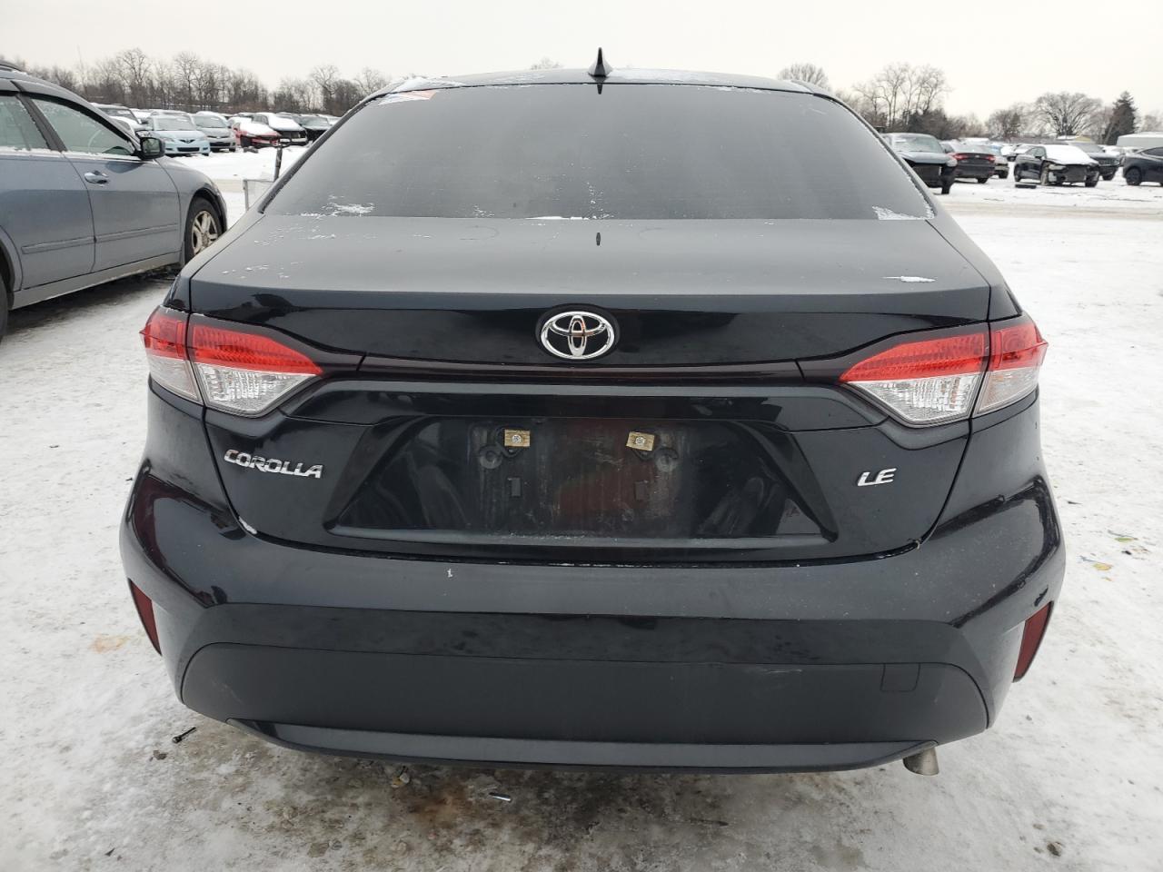 2020 TOYOTA COROLLA LE - Фото 6
