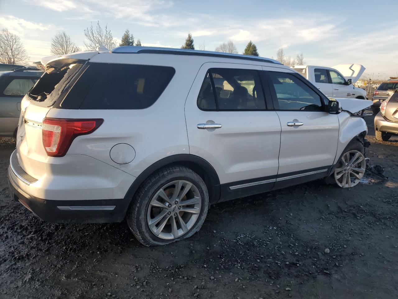 2018 FORD EXPLORER L - Image 3
