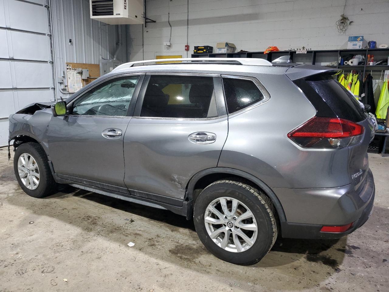 2018 NISSAN ROGUE S - Фото 2