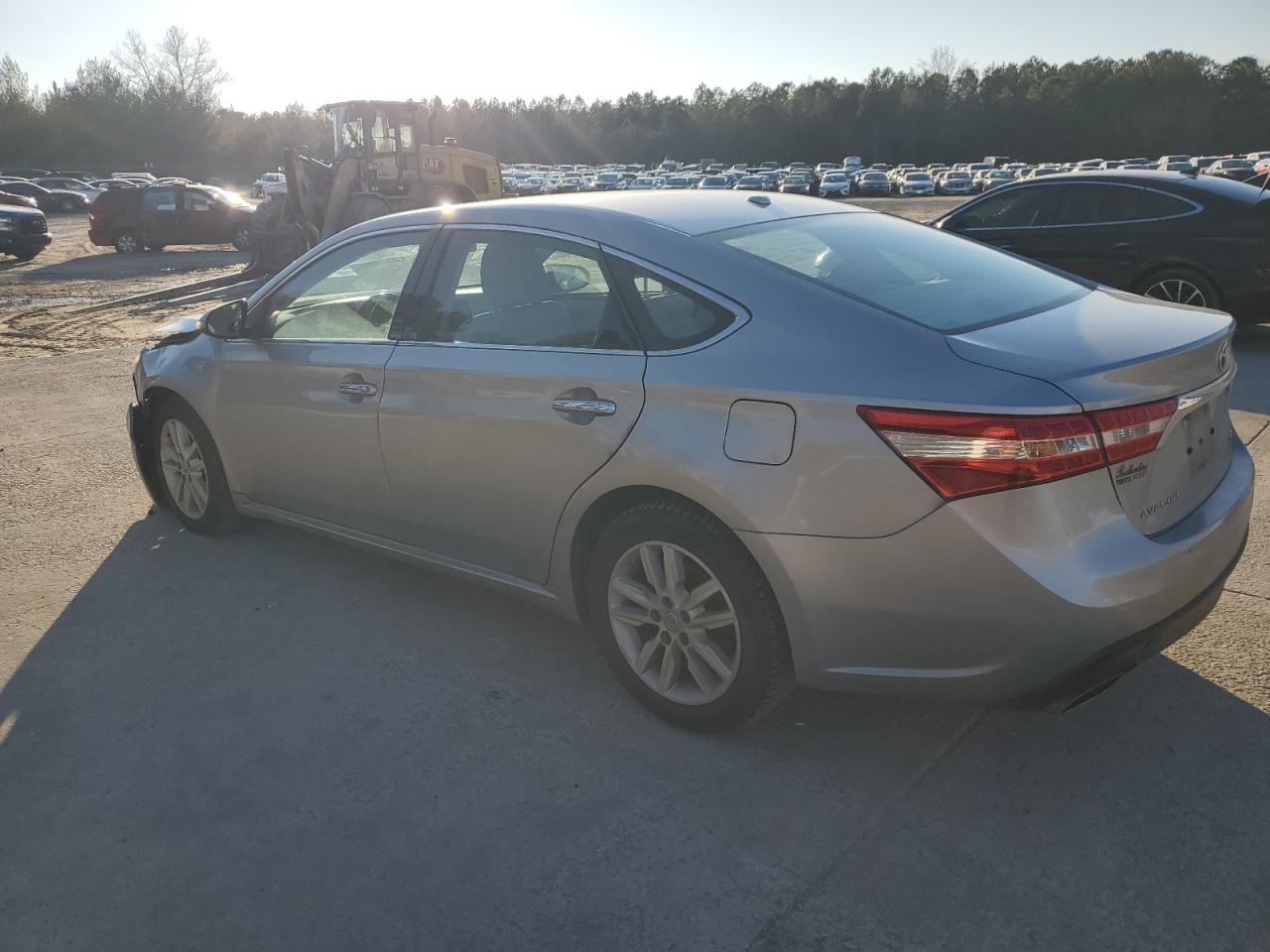 2015 TOYOTA AVALON XLE - Фото 2