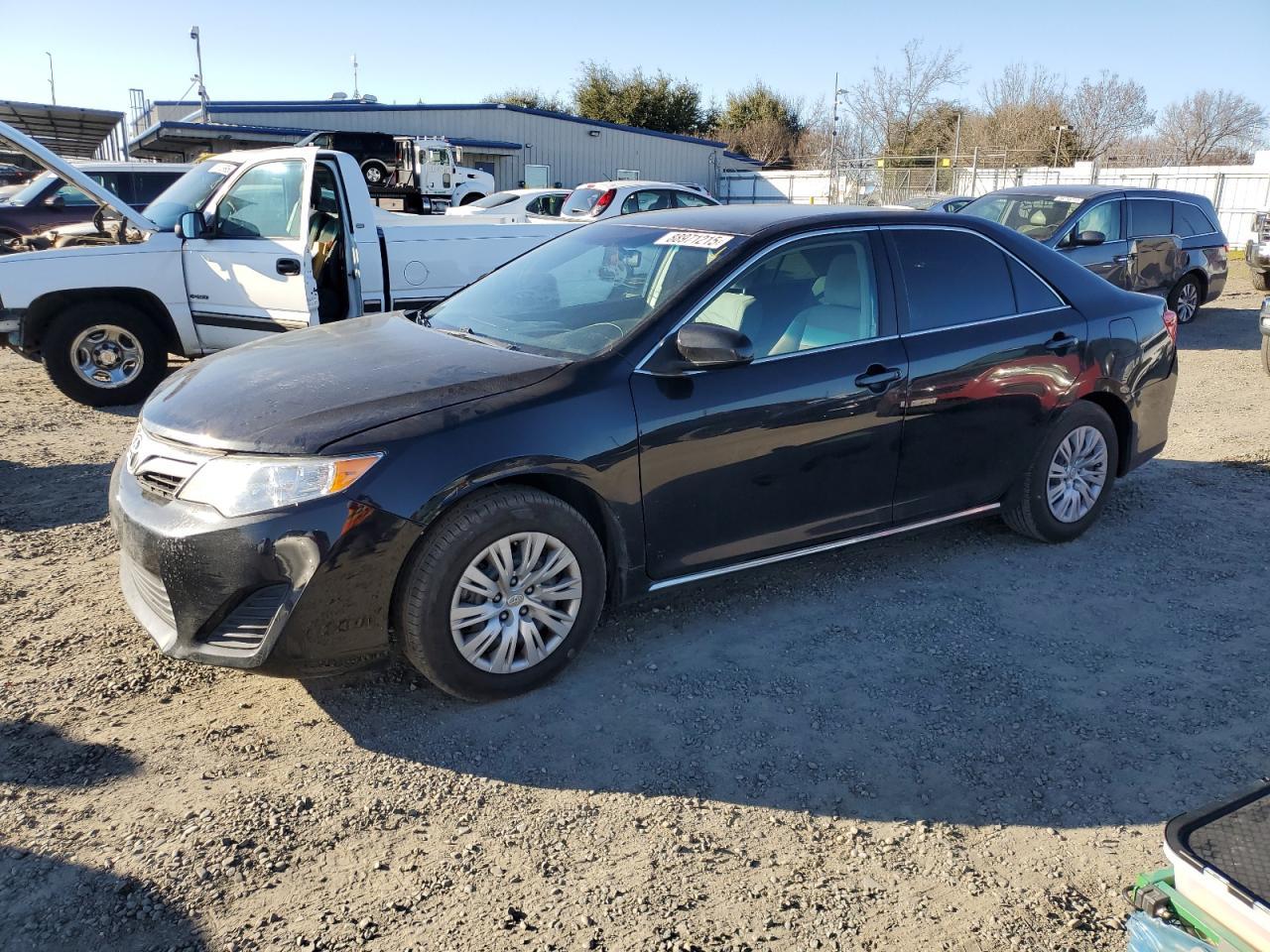 2013 TOYOTA CAMRY L