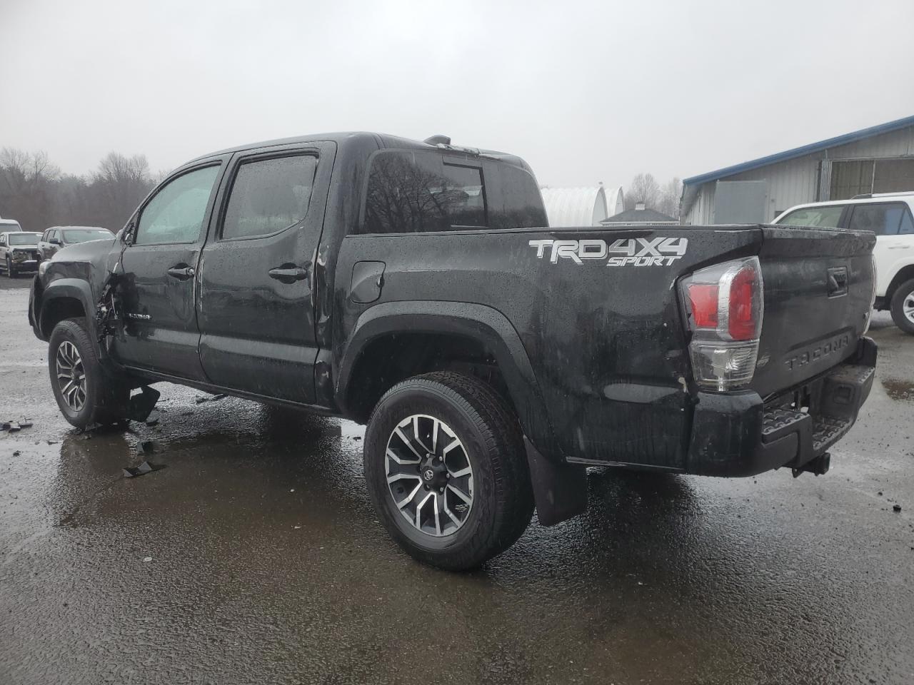 2023 TOYOTA TACOMA DOU - Фото 2