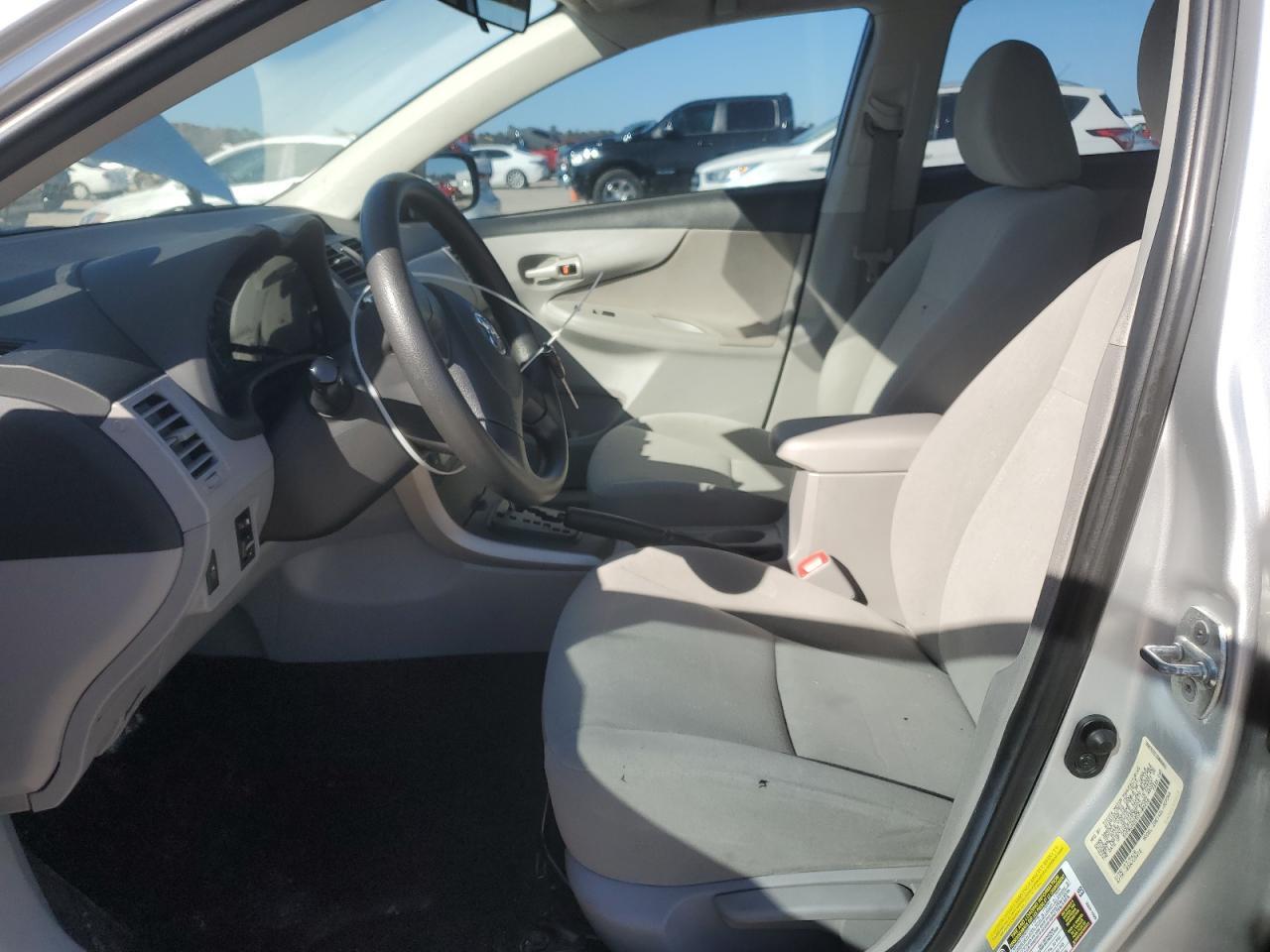 2013 TOYOTA COROLLA BA - Фото 7