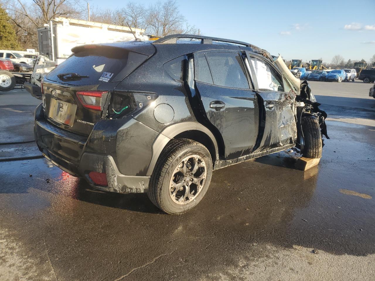 2021 SUBARU CROSSTREK - Image 3