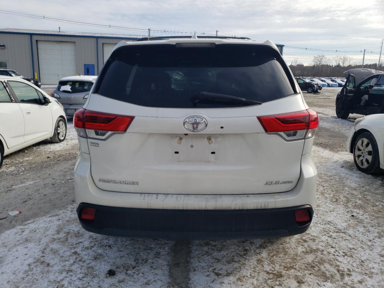 2018 TOYOTA HIGHLANDER - Фото 6