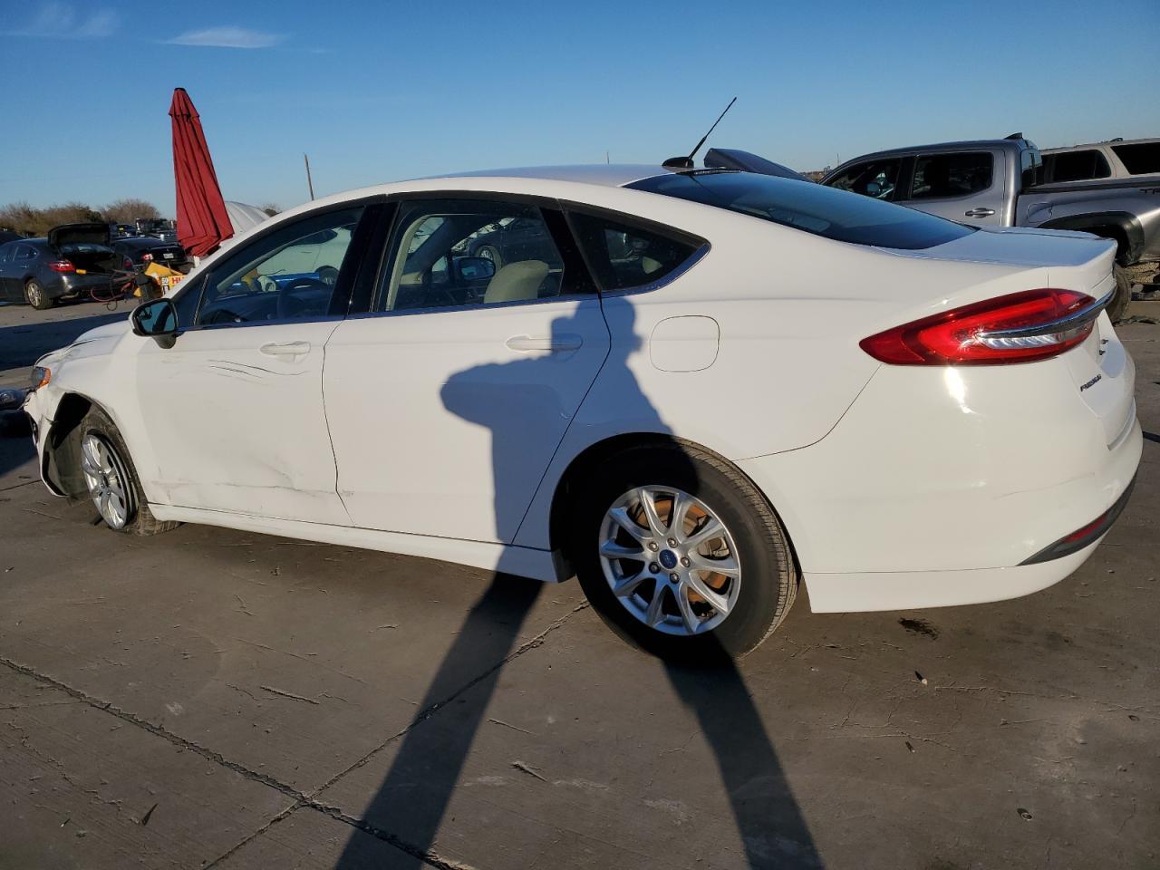 2017 FORD FUSION S - Фото 2