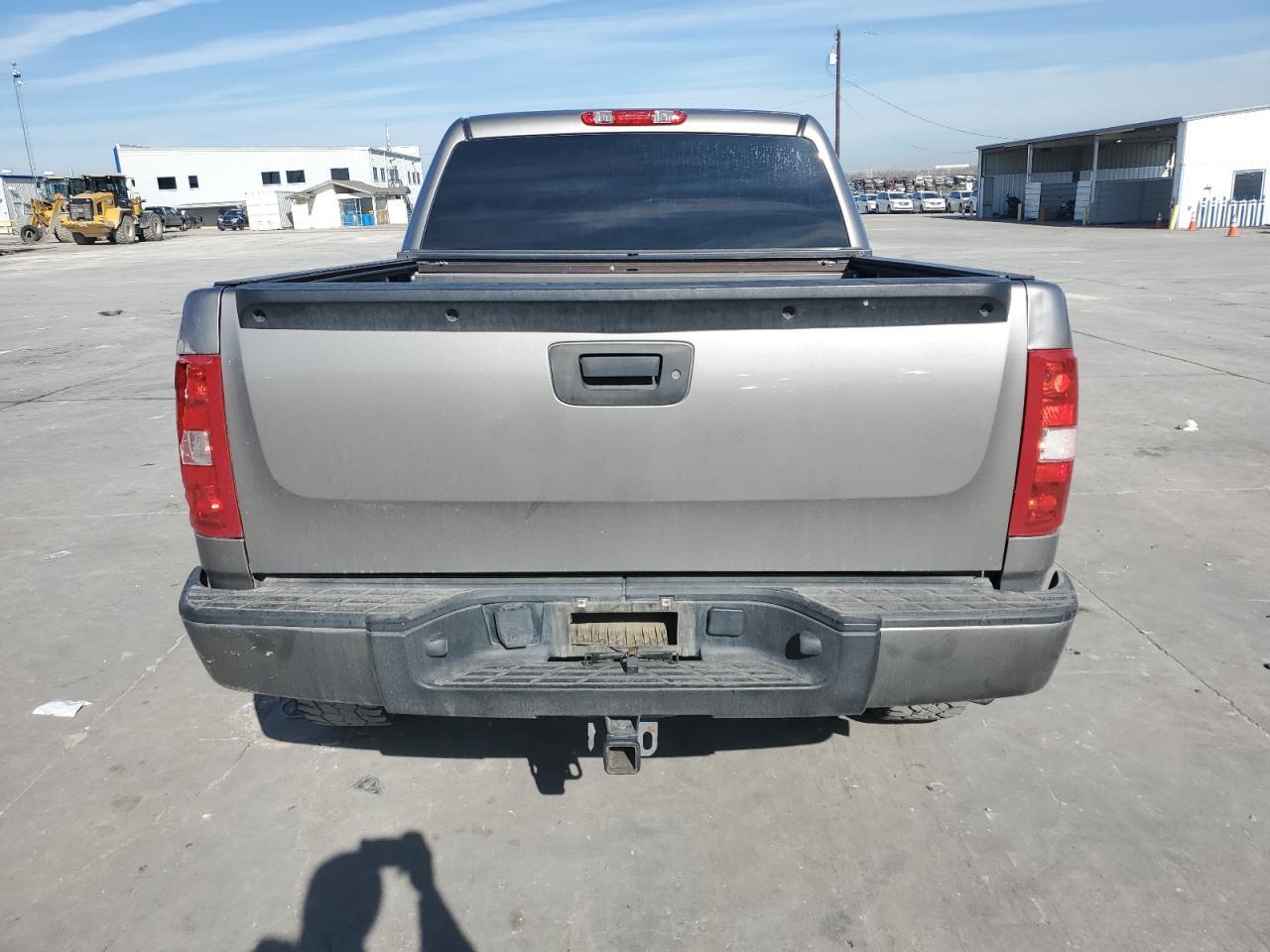 2013 CHEVROLET SILVERADO - Image 6