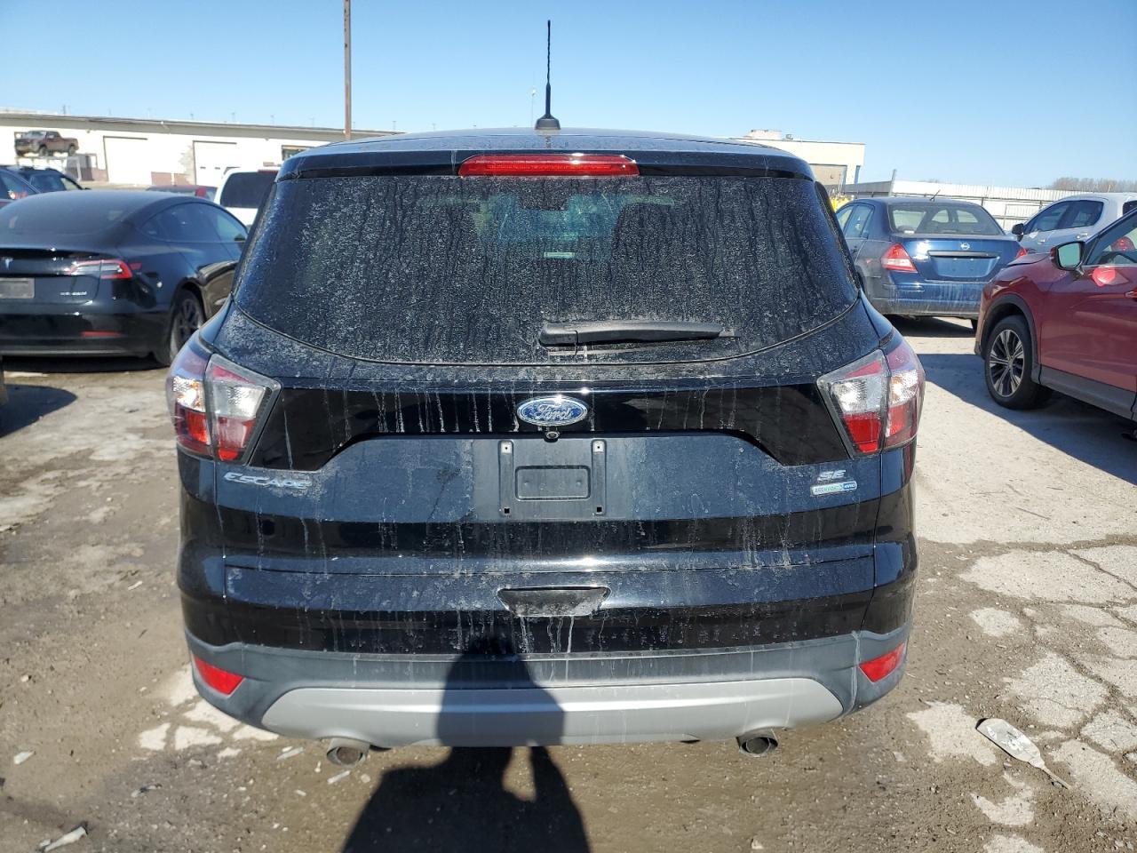 2017 FORD ESCAPE SE - Image 6