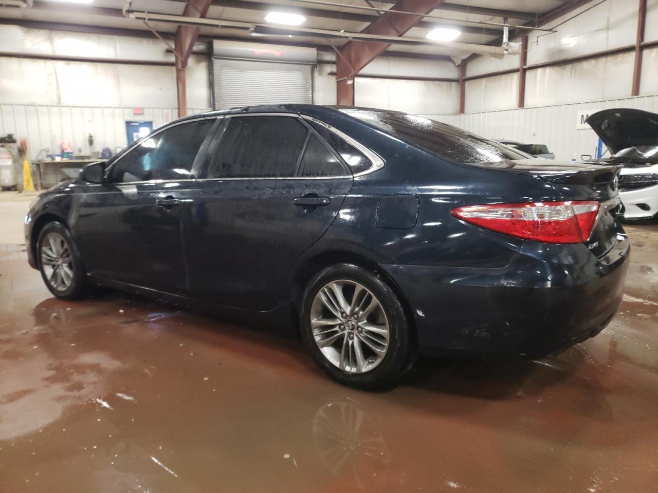 2016 TOYOTA CAMRY LE - Фото 2