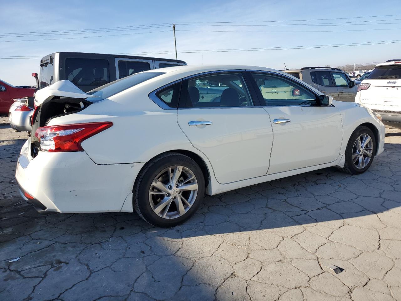 2017 NISSAN ALTIMA 2.5 - Фото 3